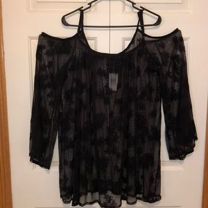 Black cold shoulder top from Torrid